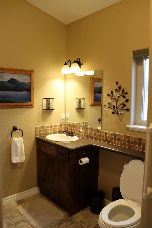 Glacier National Park Getaway - Oakmont Retreat كولومبيا فولز المظهر الخارجي الصورة